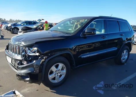 2013 Jeep Grand Cherokee Laredo z USA, uszkodzony, nr VIN 1C4RJFAG6DC607799